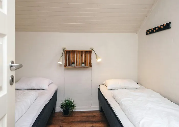6 Person In 別荘